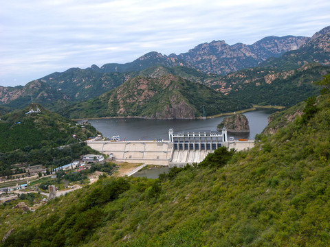 燕塞湖