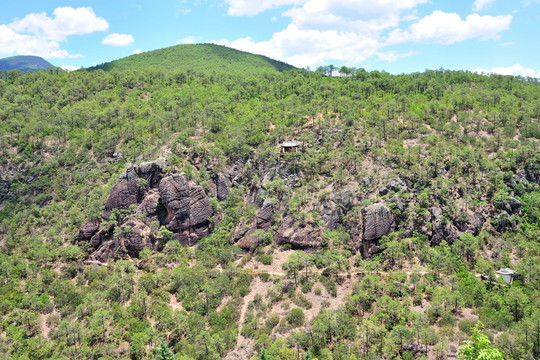 石寶山