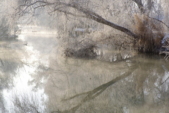 小河