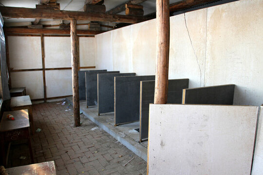 茅廁 文革建筑 農(nóng)村小學(xué)