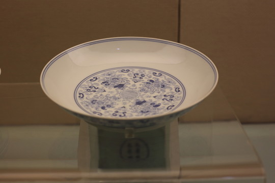 青花菊花紋盤