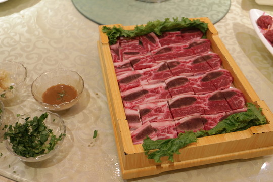火鍋 帶骨牛肉