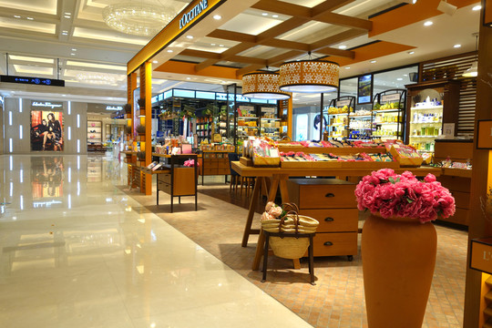 化妝品專賣店