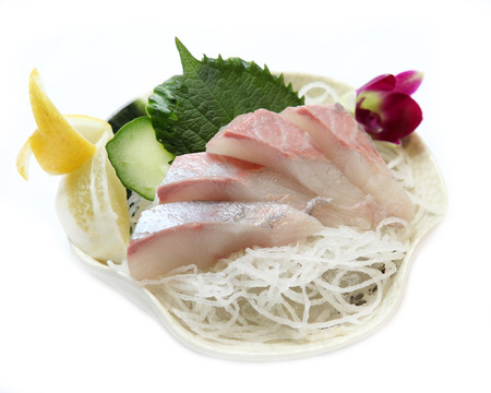 生魚(yú)片拼盤(pán)