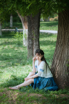 樹林里的女孩