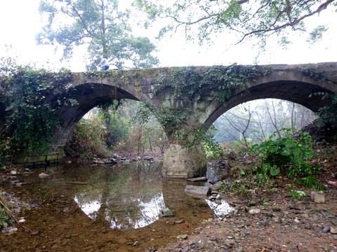石拱橋