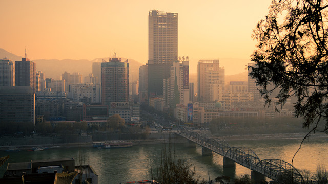 蘭州中山橋全景 水墨風(fēng)光