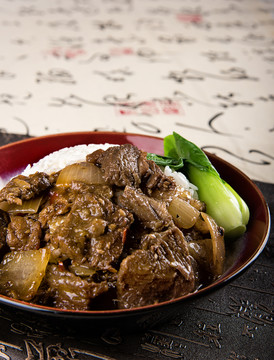 牛肉蓋飯