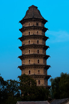 臨清舍利塔