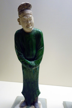 綠釉陶男俑