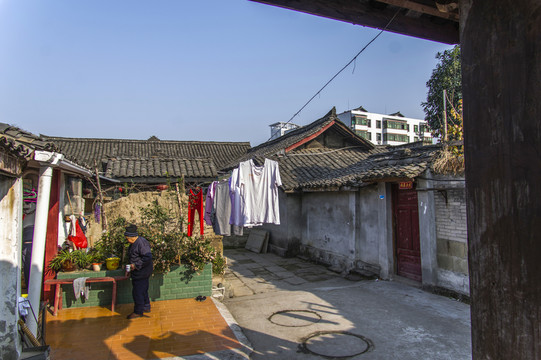 民居