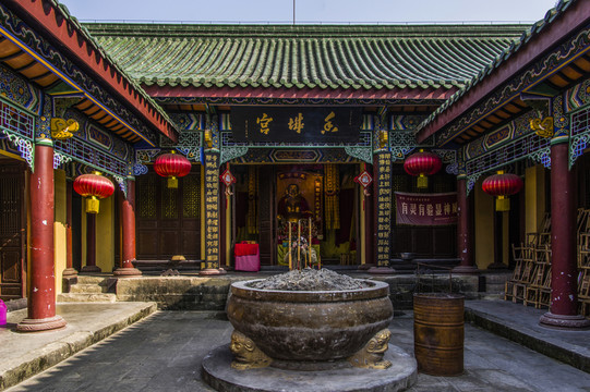 閬中 古庭院