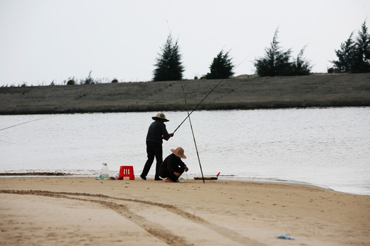釣魚(yú)