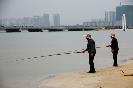 釣魚(yú)