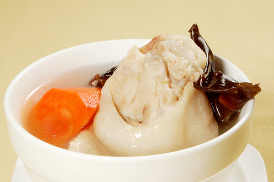 餐前養(yǎng)生湯