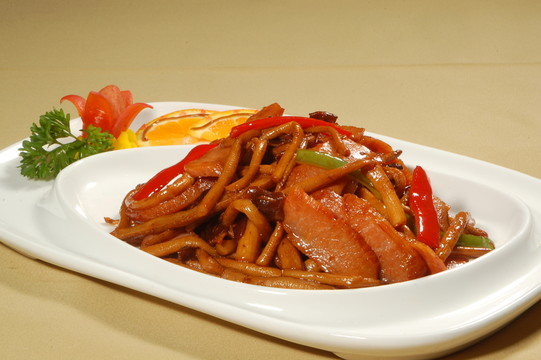 茶樹菇炒爽肉
