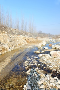 河流 小溪