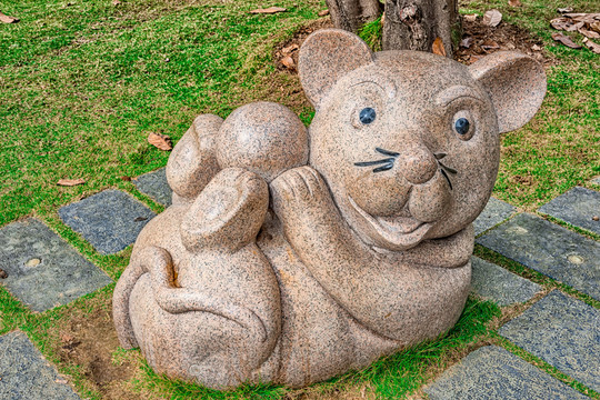 十二生肖雕塑
