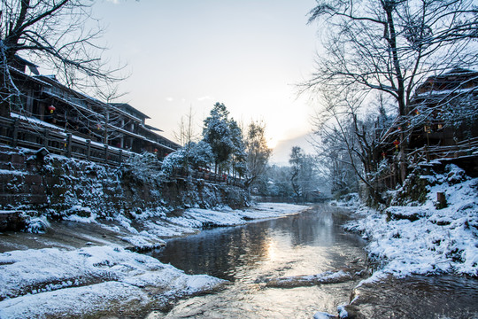 上里古鎮(zhèn)的雪景和日出