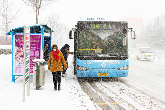 雪中出行