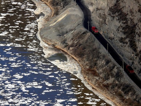 山西河津龍虎路