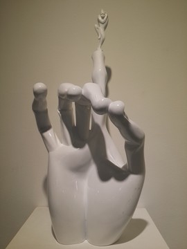 動(dòng)物雕塑呼喚人類(lèi)保護(hù)動(dòng)物