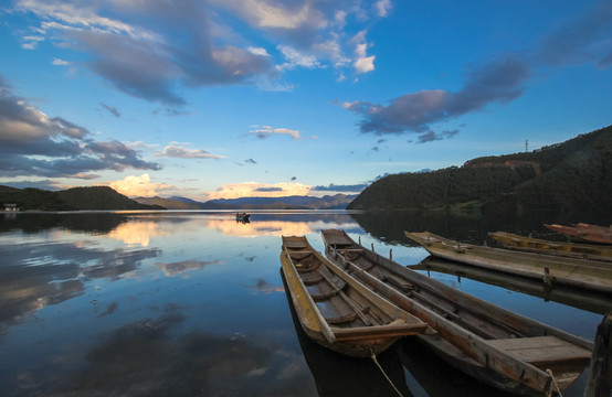 瀘沽湖