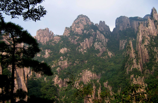 群山