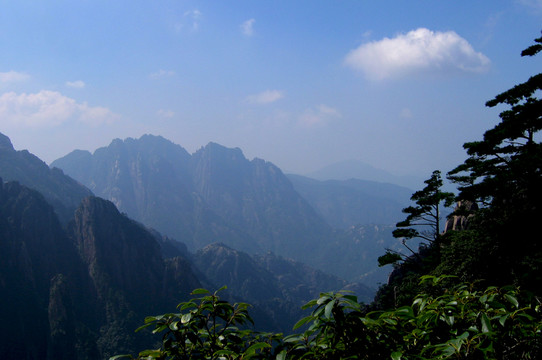群山