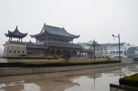 淮安漕運(yùn)博物館雨景