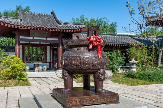 濟南秦叔寶大殿