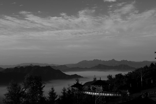 水墨山水