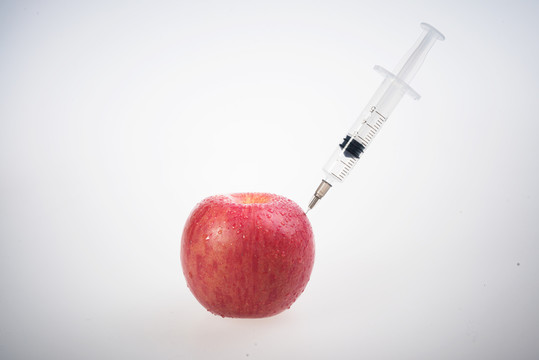 蘋果與注射器