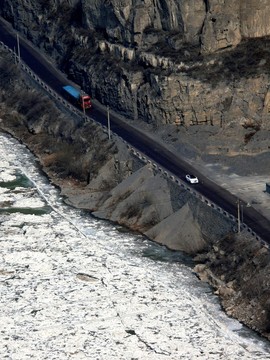 秦晉黃河大峽谷運煤公路龍虎璐