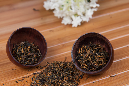 信陽(yáng)紅茶