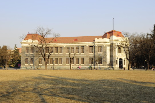 清華學(xué)堂