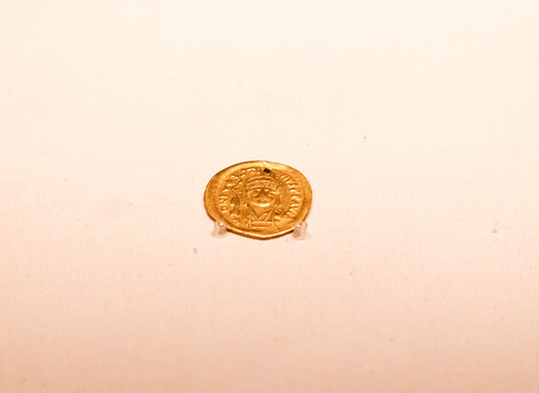 白占庭金幣