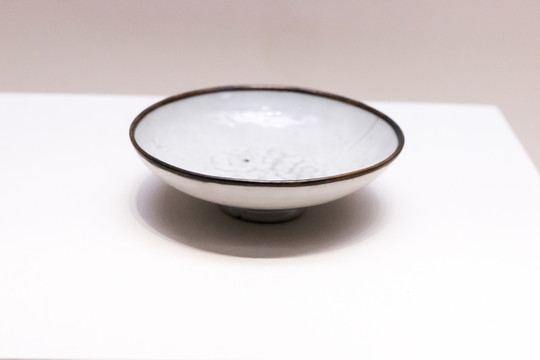 樞府窯瓷盤(pán)