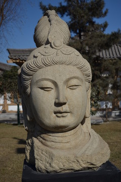頭部雕像
