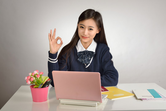 女學(xué)生