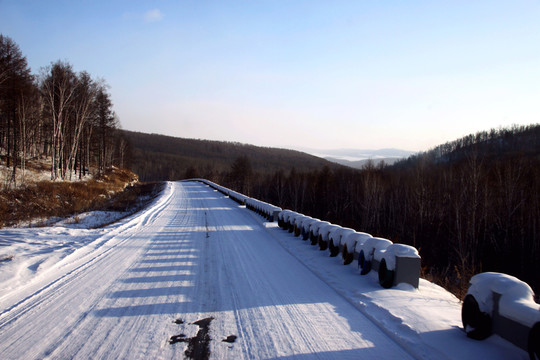 積雪公路