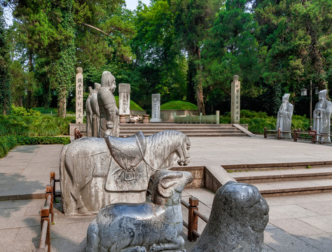 岳飛墓