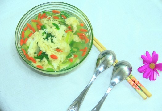 青菜枸杞湯