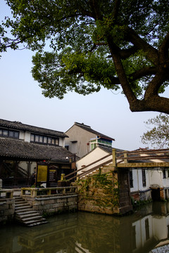 小橋流水人家