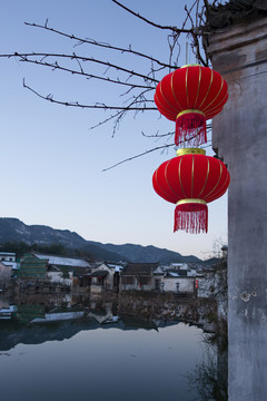 山鄉(xiāng)春節(jié)紅燈籠
