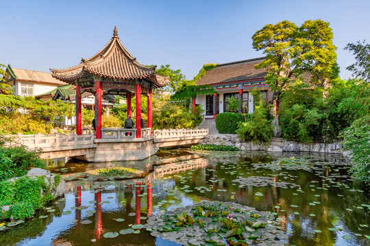 濟(jì)南大明湖公園