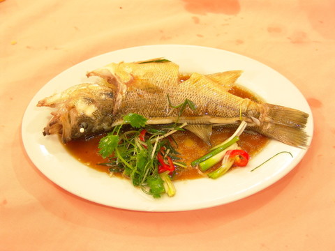 酒店菜清蒸魚(yú)