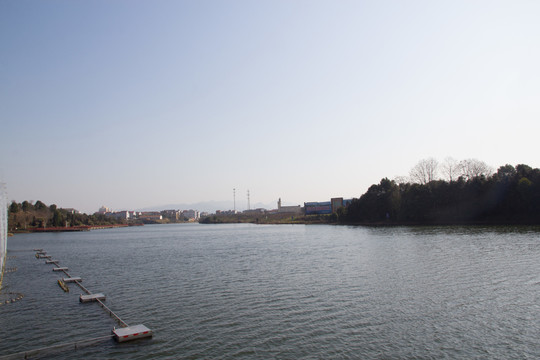公園 湖水建筑
