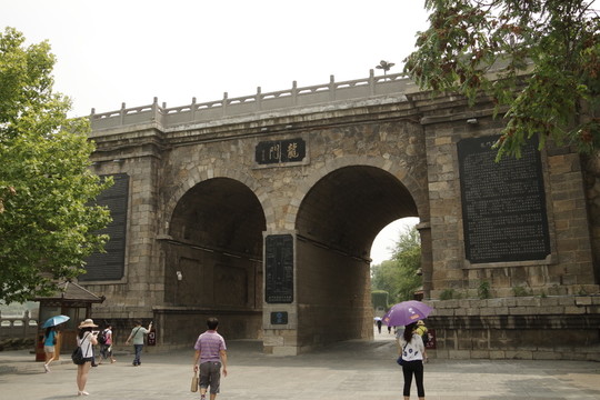 龍門石窟龍門