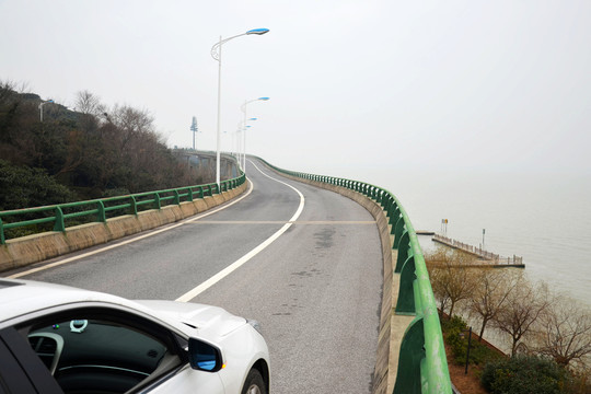 島上的環(huán)山公路